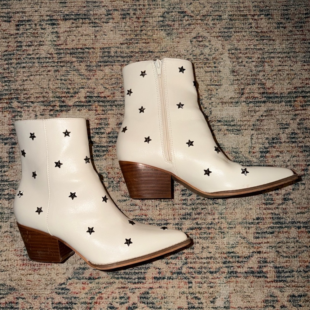 White Star-Accent Ankle Booties with Block Heel